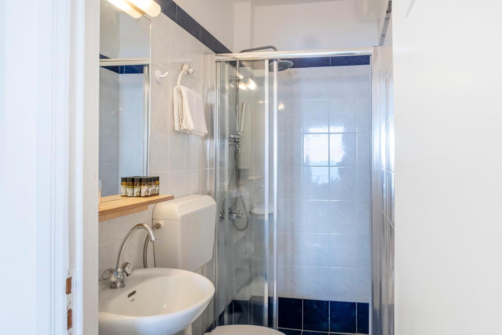Meli Apartments & Villas Kivérion 外观 照片